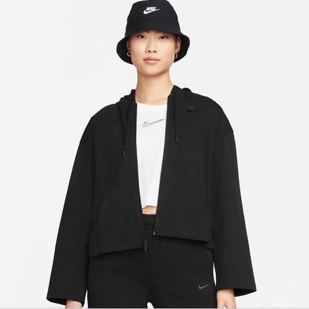 Nike Women's Black Zip-Up Hoodie - Picture 1 of 9